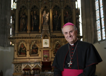 Pozvánka na mši svatou k příležitosti 80. narozenin Mons. Františka Radkovského