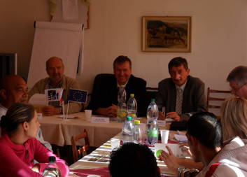 Kulatý stůl v Chebu