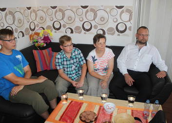 Místopředseda Sněmovny navštívil DCHP