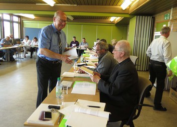 TISKOVÁ ZPRÁVA K PROJEKTU DEKACERT.CZ