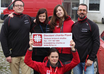 Terénní krizová služba je zapojena do podpory ohrožených obyvatel