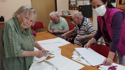 Charita v Diecézi plzeňské –  šijeme roušky, ale sháníme další