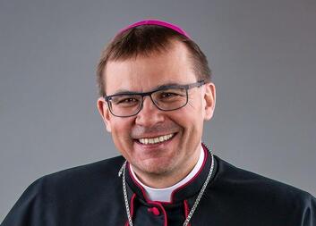 Blahopřání biskupu Tomášovi ke 4. výročí jeho biskupského svěcení