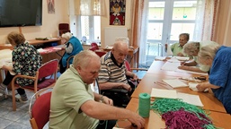 Domov sv. Alžběty:  Od roušek ke stromům života