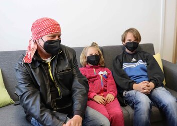 Pomoc samoživitelům:  Děti pana Česlava se už mohou učit online