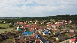 Diecézní charita Plzeň rozdělila finanční pomoc zasaženým ve Stebně a zřídila krizový fond