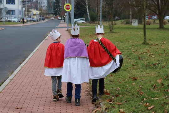 Děkujeme za rekordně štědrou Tříkrálovou sbírku, hlásí z Diecézní charity Plzeň
