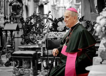 Blahopřání otci biskupu Františkovi k jeho 85. narozeninám